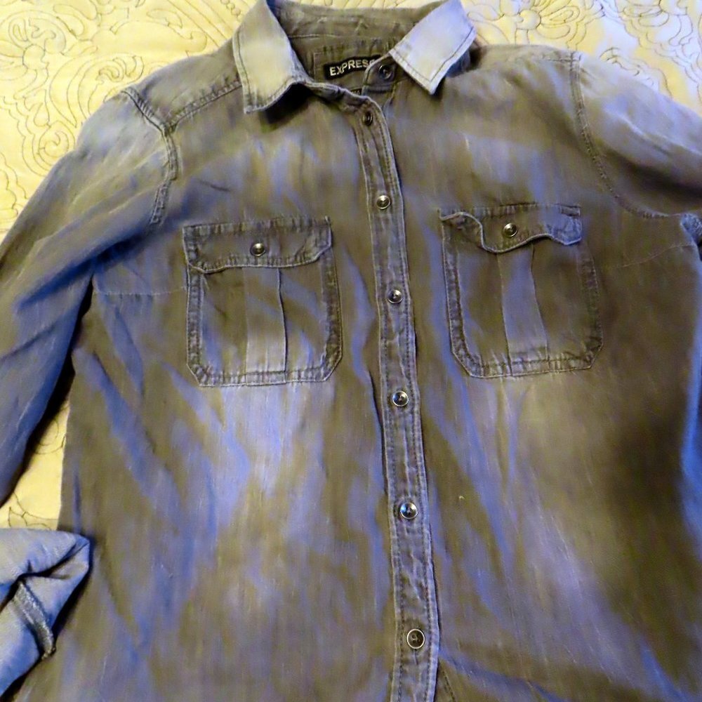 Express Small Long Sleeve Shirt Small
